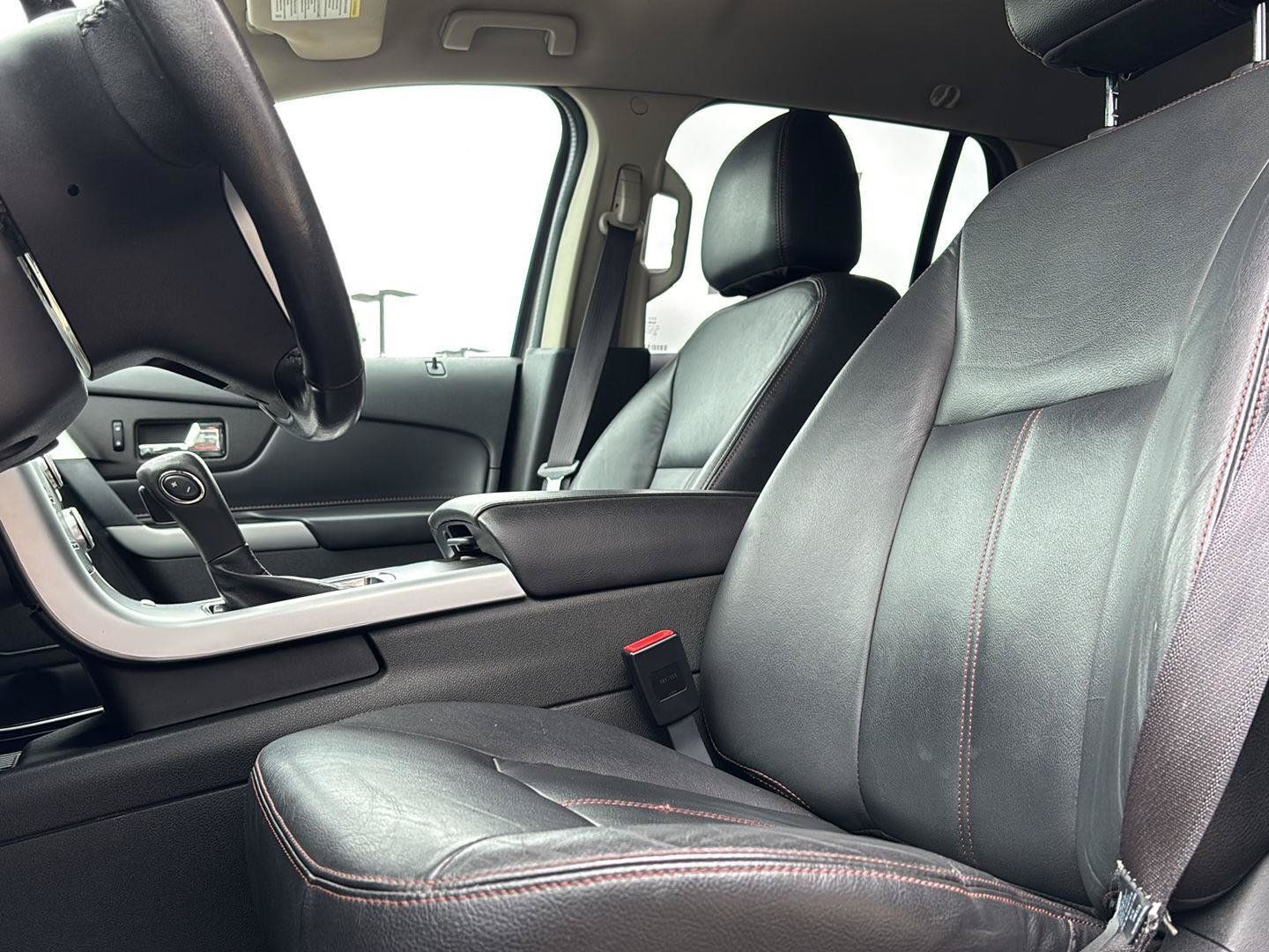Used 2013 Ford Edge SEL FWD image 11