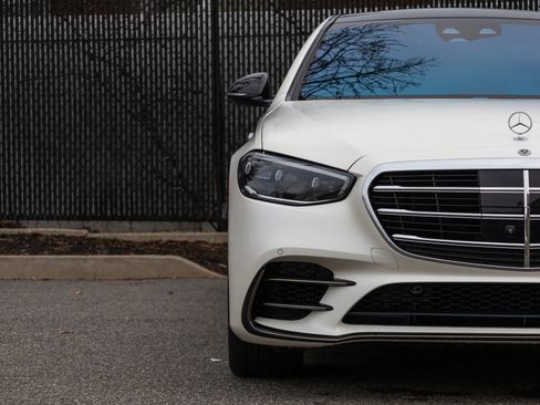Used 2023 Mercedes-Benz S 580 4MATIC Sedan image 5