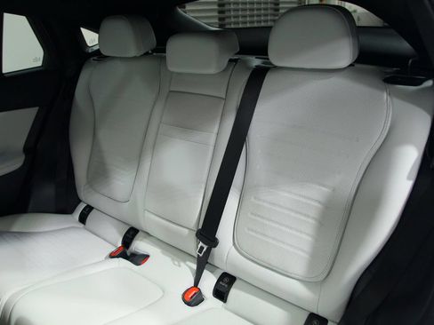 Certified 2026 Mercedes-Benz GLC 300 4MATIC image 30