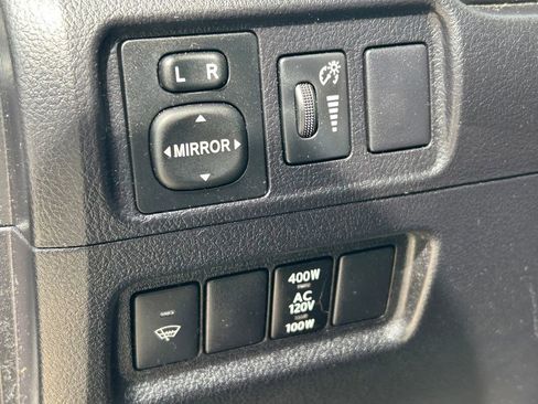 Used 2016 Toyota 4Runner SR5 RWD image 27