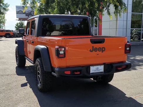 New 2025 Jeep Gladiator Rubicon w/ Convenience Group image 7
