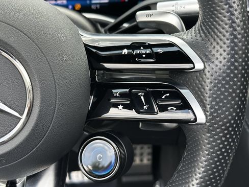 Certified 2025 Mercedes-Benz SL 63 AMG 4MATIC image 28