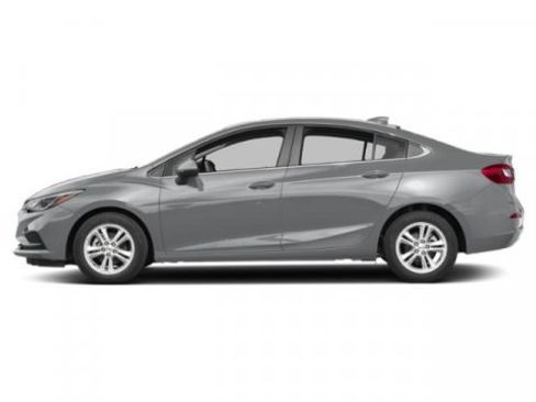 Used 2018 Chevrolet Cruze LT w/ Sun And Sound Package image 3