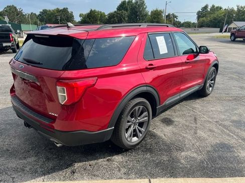 Used 2023 Ford Explorer XLT w/ Equipment Group 202A AWD/4WD image 5