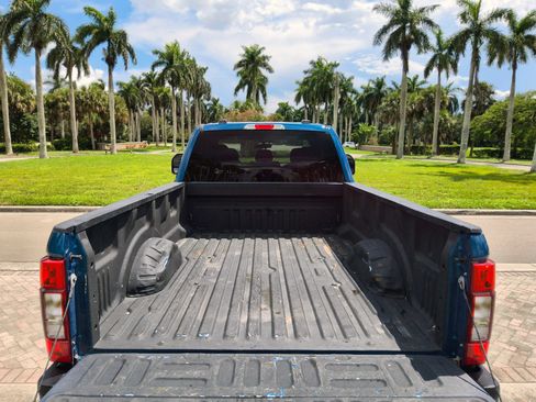 Used 2022 Ford F250 XL w/ Power Equipment Group AWD/4WD image 43