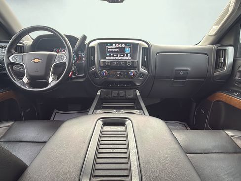 Used 2018 Chevrolet Silverado 1500 LTZ w/ Sport Package AWD/4WD image 27