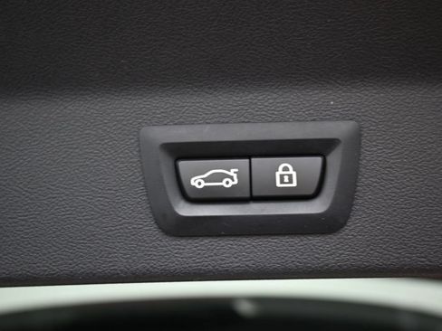 Used 2022 BMW X3 xDrive30i AWD/4WD image 16