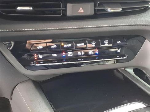 Used 2023 Buick Envision Preferred w/ Sport Touring Package image 13