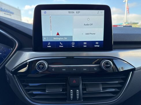 Certified 2022 Ford Escape Titanium w/ Class II Trailer Tow Package image 16