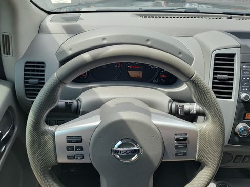 Used 2021 Nissan Frontier SV RWD image 23