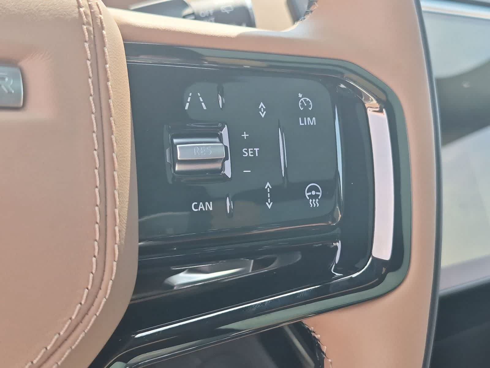 New 2027 Land Rover Range Rover Sport Dynamic SE AWD/4WD image 18