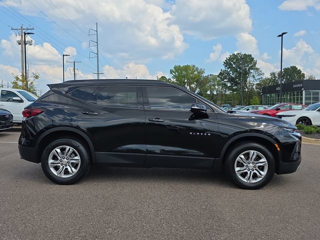 Used 2020 Chevrolet Blazer LT FWD image 2