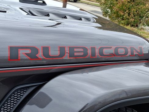 Used 2021 Jeep Wrangler Unlimited Rubicon image 30