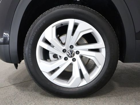 Used 2023 Volkswagen Atlas SE image 5