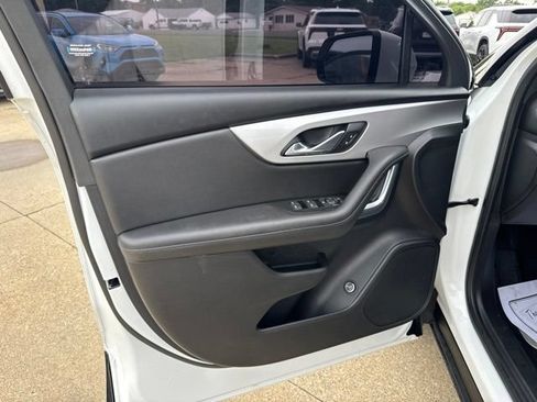 Used 2021 Chevrolet Blazer LT FWD image 13