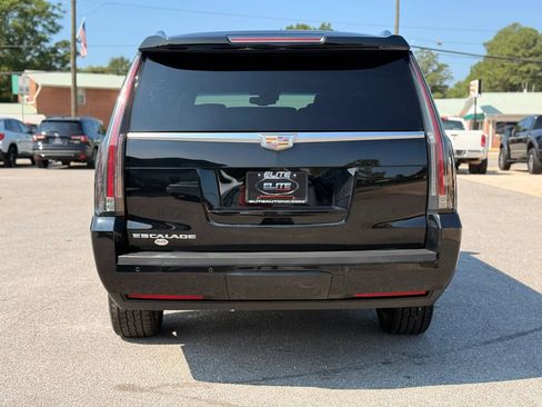 Used 2016 Cadillac Escalade ESV Premium AWD/4WD image 8