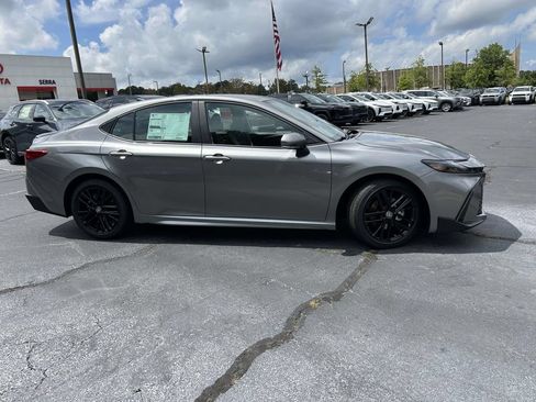 New 2026 Toyota Camry SE FWD image 2