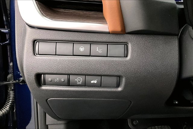 New 2026 Nissan Rogue Platinum AWD/4WD image 30