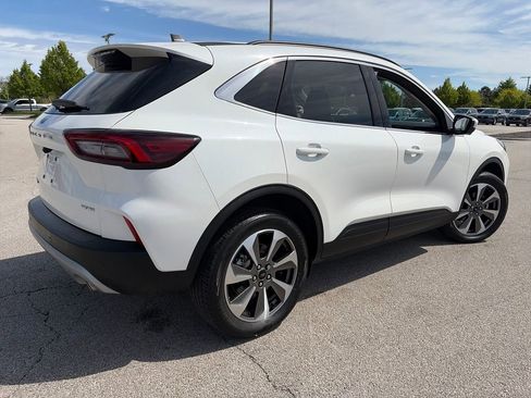 Used 2024 Ford Escape Platinum AWD/4WD image 9