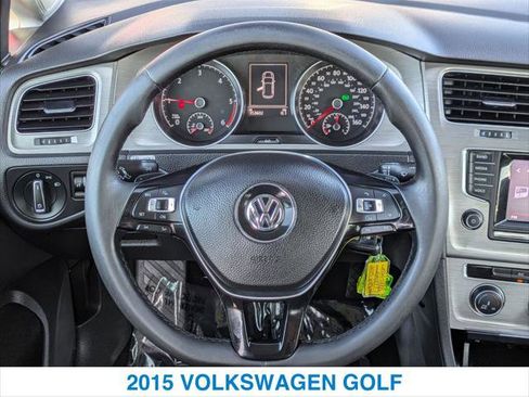 Used 2015 Volkswagen Golf TDI S image 15