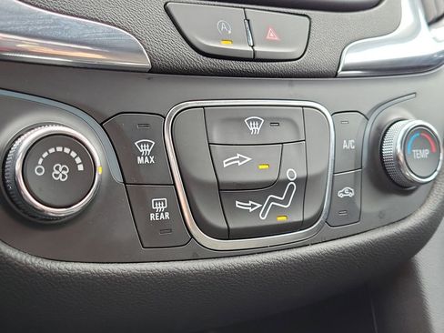 Certified 2023 Chevrolet Equinox LT image 27