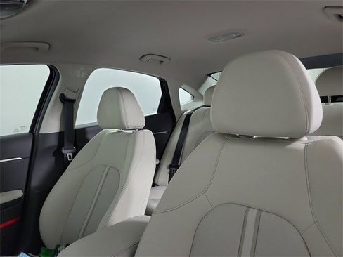 Certified 2025 Hyundai Sonata SEL image 34