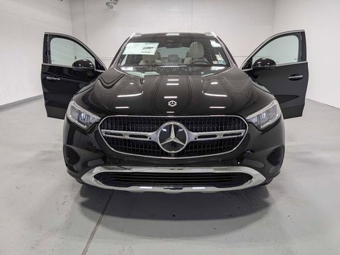 Used 2026 Mercedes-Benz GLC 300 4MATIC image 11