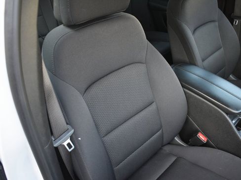 Used 2024 Chevrolet Malibu LT image 24