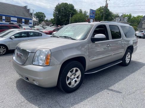 Used 2007 GMC Yukon XL Denali AWD/4WD image 10