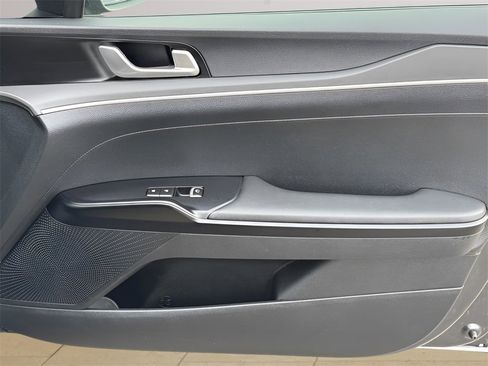 Used 2021 Kia K5 LXS image 25