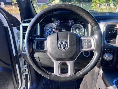 Used 2017 RAM 1500 Limited image 17