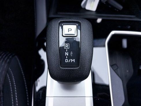 New 2026 Mitsubishi Outlander ES FWD image 16