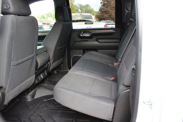 Used 2024 Chevrolet Silverado 2500 LT w/ Convenience Package AWD/4WD image 7