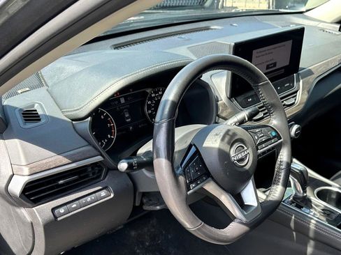 Used 2023 Nissan Altima 2.5 SL image 10