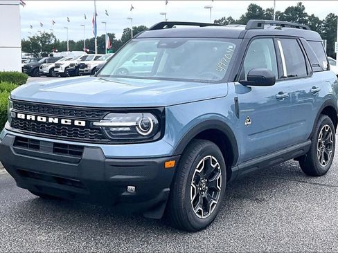 New 2026 Ford Bronco Sport Outer Banks AWD/4WD image 2