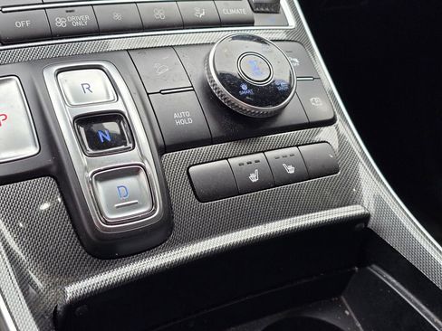 Used 2023 Hyundai Santa Fe SEL Premium image 8