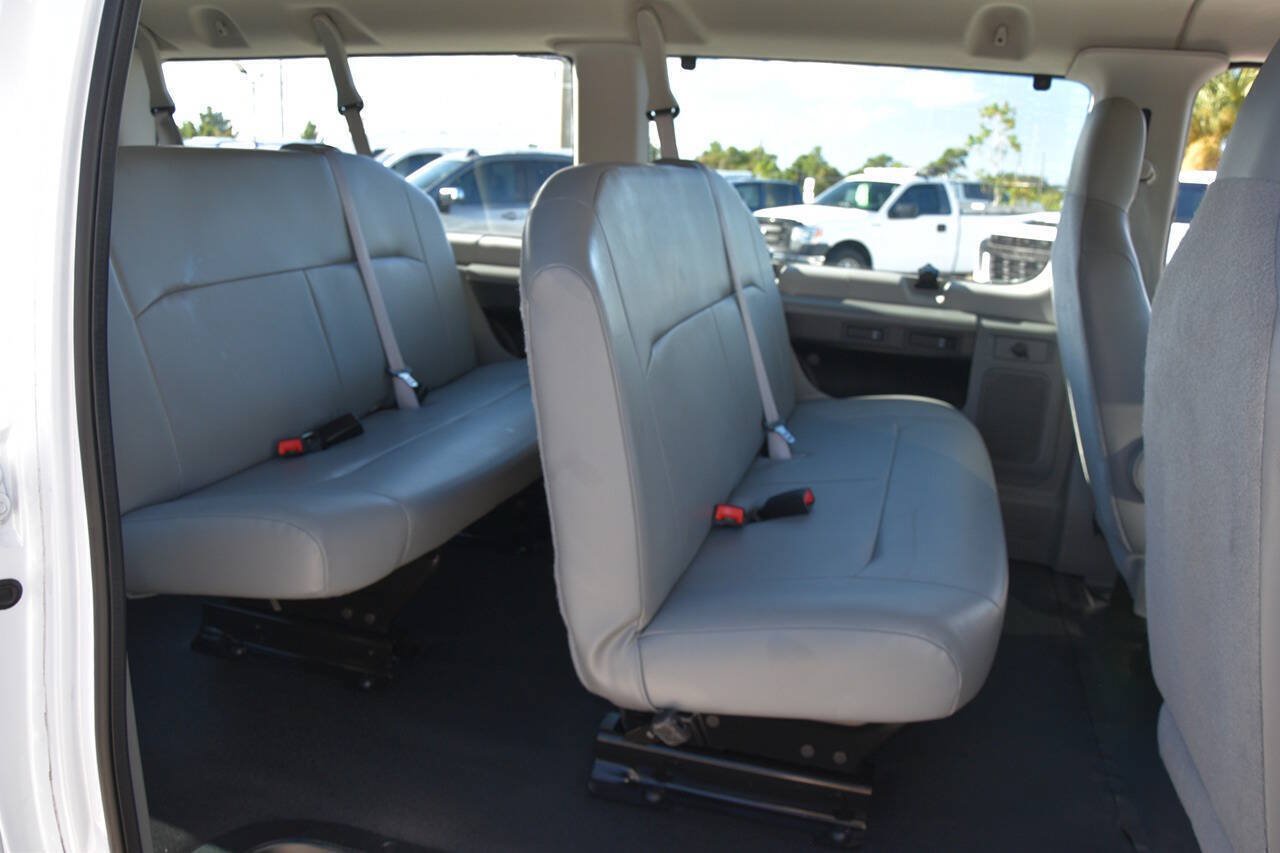 Used 2012 Ford E-350 and Econoline 350 XL w/ PWR Windows & Locks Group RWD image 11