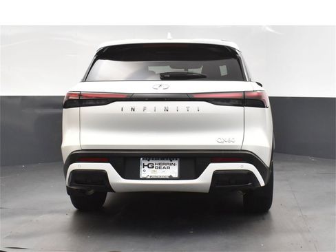 Certified 2025 INFINITI QX60 Pure image 6