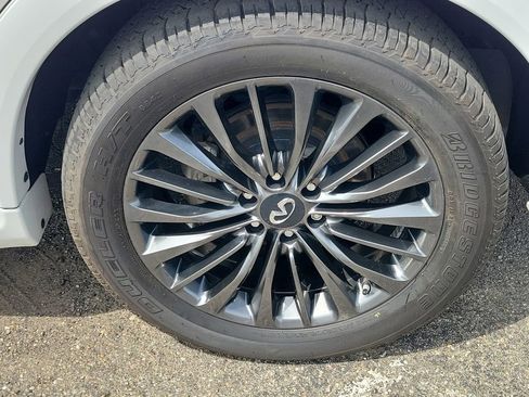Used 2024 INFINITI QX80 Premium Select w/ Cargo Package AWD/4WD image 10