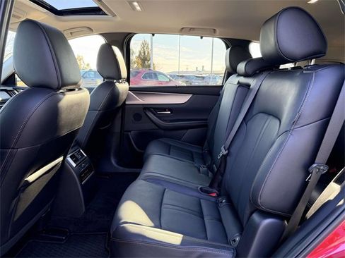 Used 2025 MAZDA CX-90 3.3 Turbo w/ Preferred Package image 13