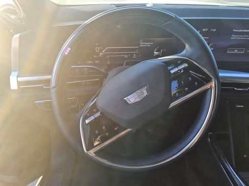 Used 2025 Cadillac Escalade IQ Luxury 1 image 2