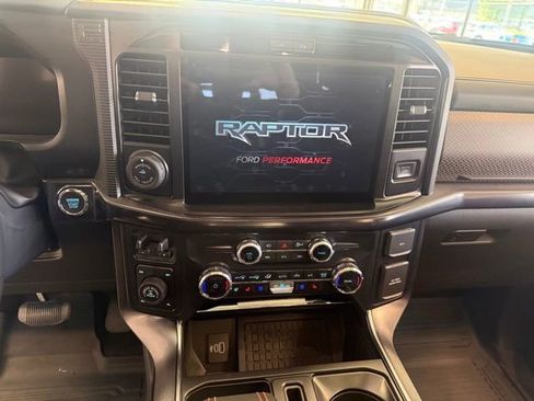 Used 2025 Ford F150 Raptor w/ Equipment Group 803A Raptor R AWD/4WD image 18