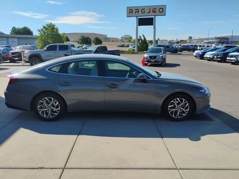 Used 2023 Hyundai Sonata SEL FWD image 4
