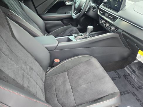 Certified 2025 Acura ADX A-Spec image 16