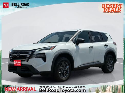 Used 2024 Nissan Rogue S AWD/4WD image 1