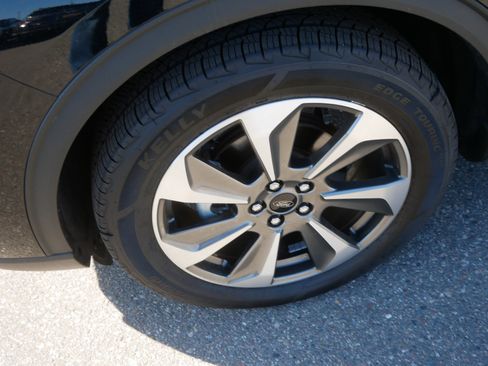 Used 2023 Ford Escape Platinum AWD/4WD image 16