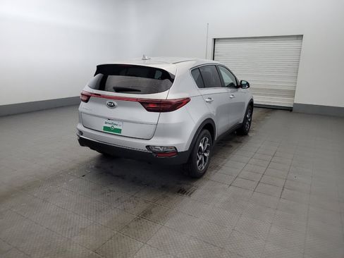 Used 2020 Kia Sportage LX FWD image 9