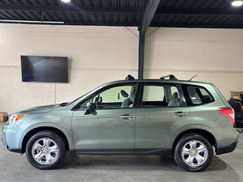 Used 2014 Subaru Forester 2.5i AWD/4WD image 5