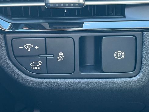 New 2026 Kia Sportage EX FWD image 21