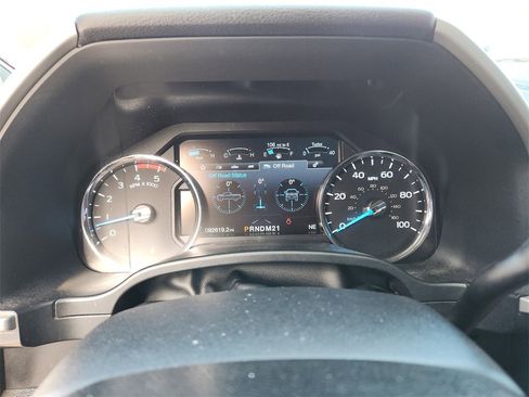 Used 2017 Ford F350 Lariat w/ Lariat Ultimate Package image 34